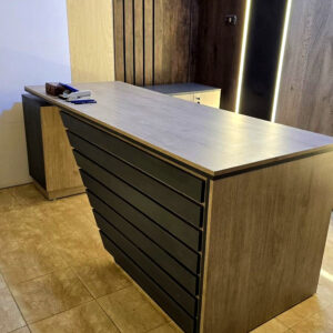 import placeholder for modern manger desk md57