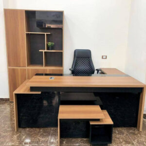 import placeholder for modern manger desk md20