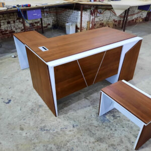 import placeholder for modern manger desk md56