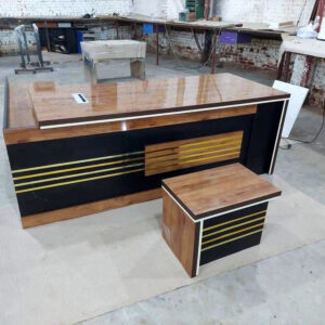 import placeholder for modern manger desk md59