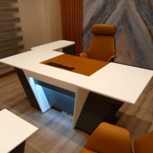 import placeholder for manager desk 11