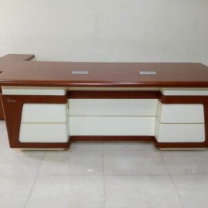 import placeholder for manager desk 15