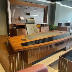 import placeholder for manager desk 16