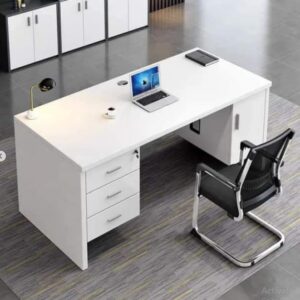 import placeholder for desk 4
