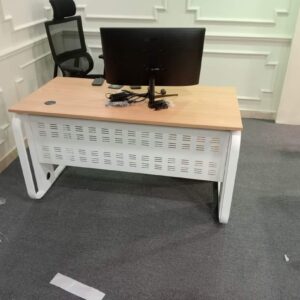 import placeholder for desk 27